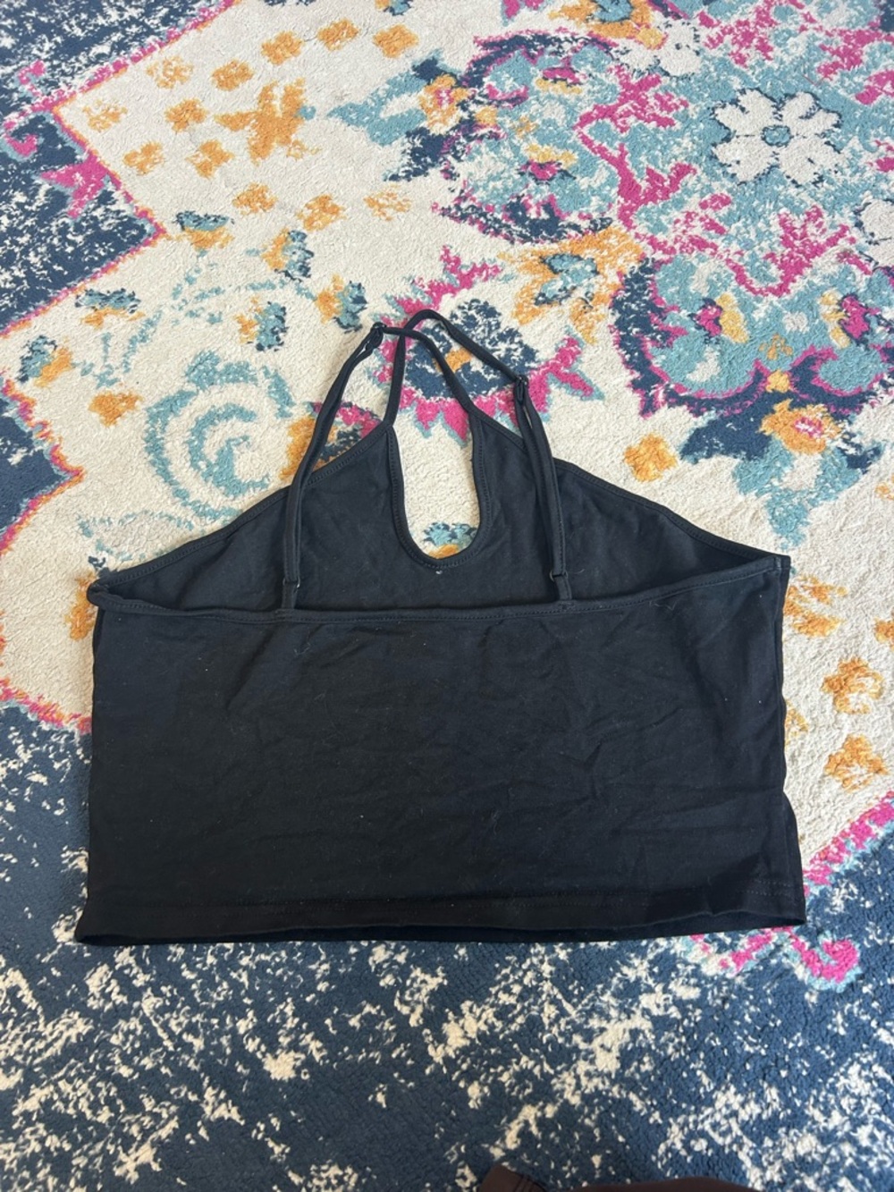SHEIN Black Halter Keyhole Crop Camisole - Picture 2 of 3